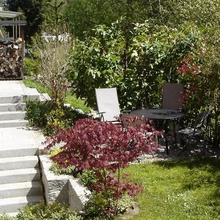 Ferienwohnung Am Bach 克罗伊茨林根 外观 照片